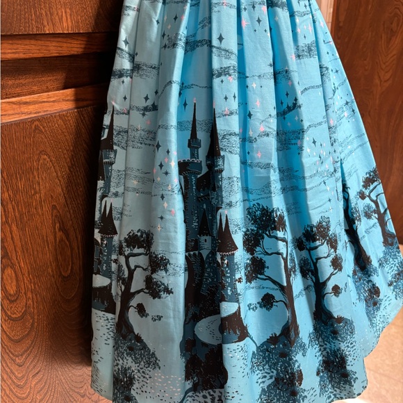 Jenny skirt castle print - Picture 6 of 10